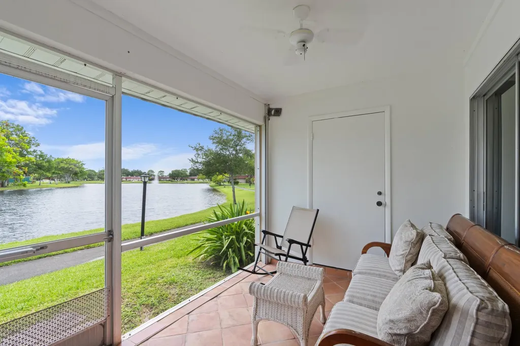 315 Cape Cod Circle Lake Worth FL 33467