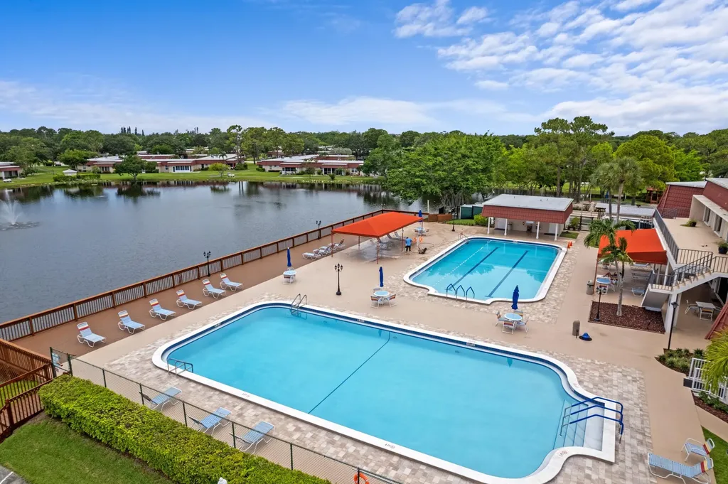 315 Cape Cod Circle Lake Worth FL 33467