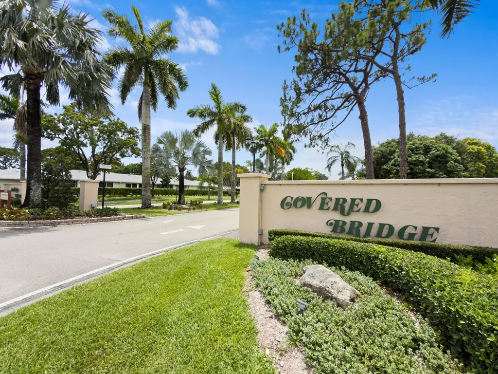 315 Cape Cod Circle Lake Worth FL 33467