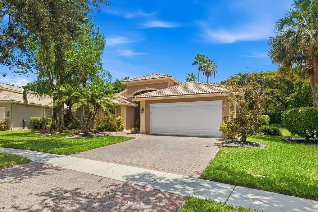 7639 Tarpon Cove Circle Lake Worth FL 33467