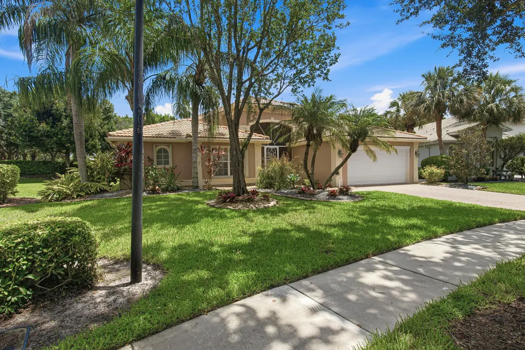 7639 Tarpon Cove Circle Lake Worth FL 33467