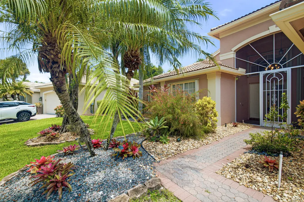 7639 Tarpon Cove Circle Lake Worth FL 33467