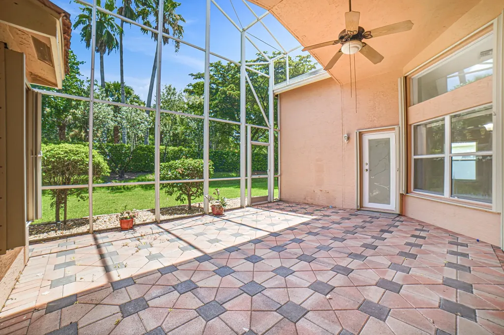 7639 Tarpon Cove Circle Lake Worth FL 33467