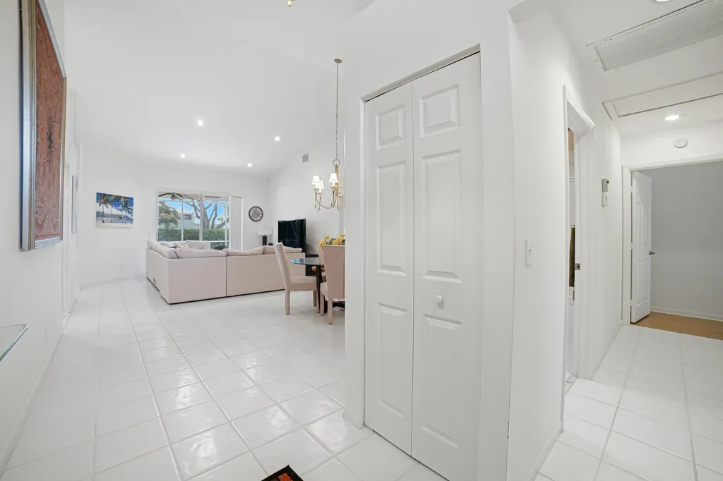 7639 Tarpon Cove Circle Lake Worth FL 33467