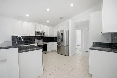 7639 Tarpon Cove Circle Lake Worth FL 33467
