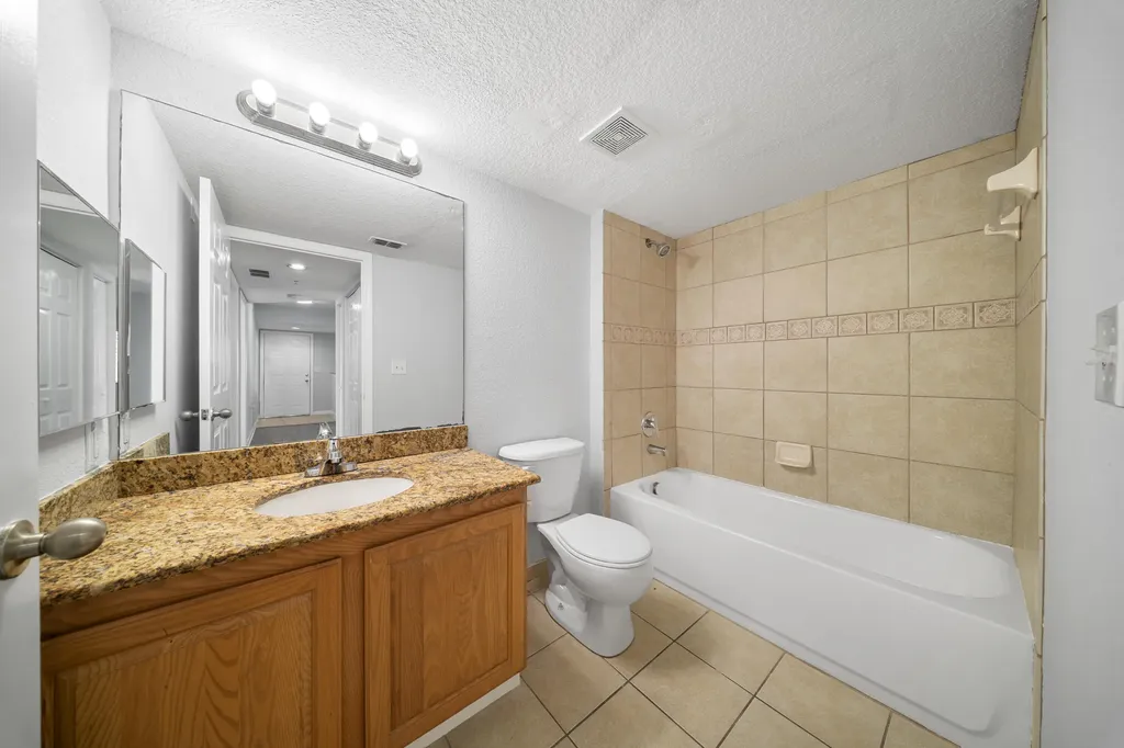 231 SW Palm Drive Port St Lucie FL 34986
