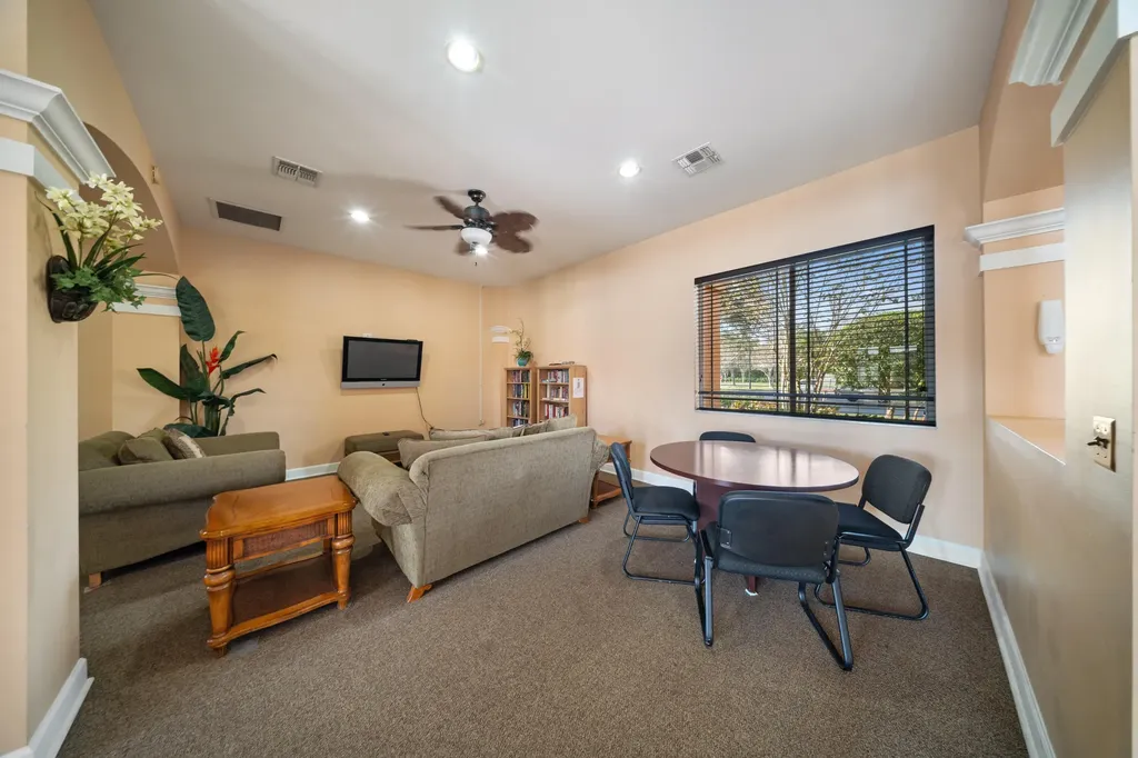 231 SW Palm Drive Port St Lucie FL 34986
