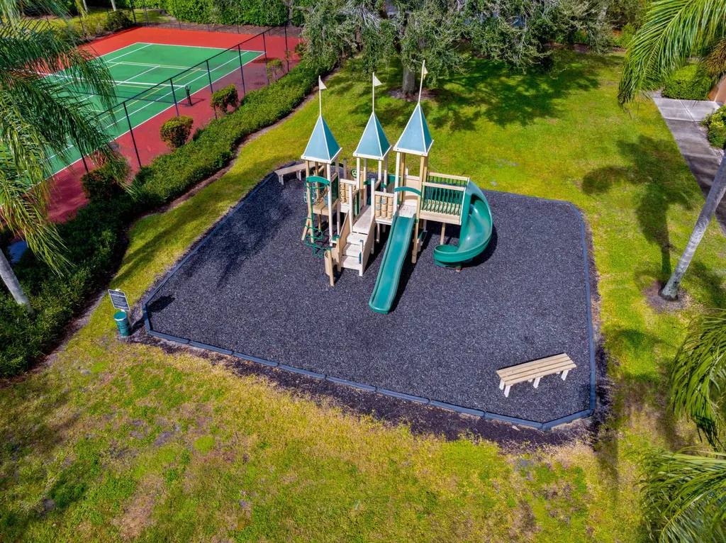 231 SW Palm Drive Port St Lucie FL 34986
