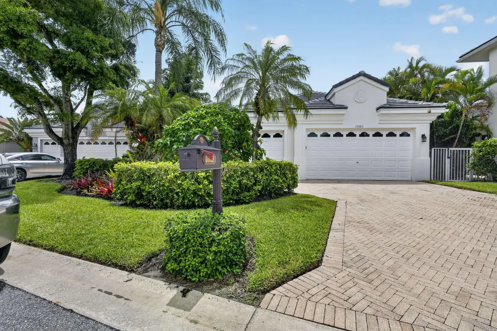 16083 Via Monteverde Delray Beach FL 33446