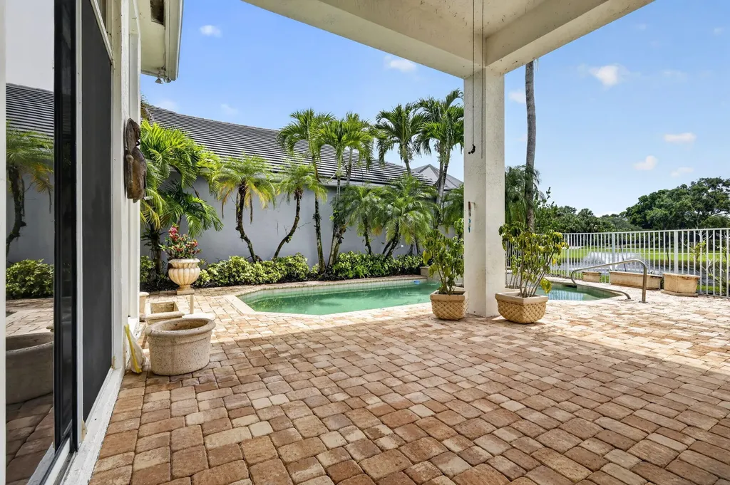 16083 Via Monteverde Delray Beach FL 33446