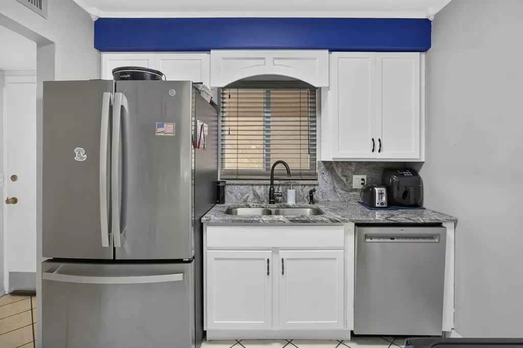 12027 Greenway Circle S Royal Palm Beach FL 33411