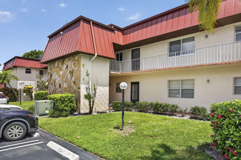 12027 Greenway Circle S Royal Palm Beach FL 33411