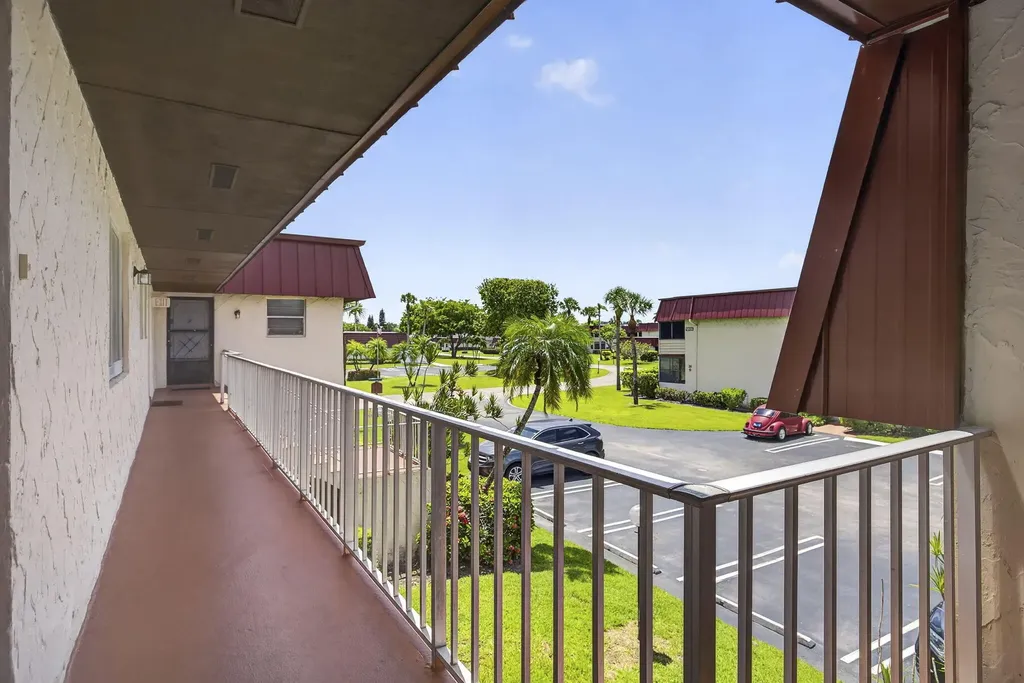 12027 Greenway Circle S Royal Palm Beach FL 33411
