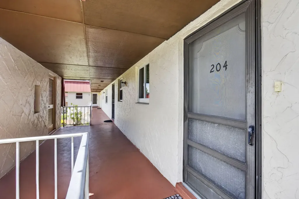 12027 Greenway Circle S Royal Palm Beach FL 33411