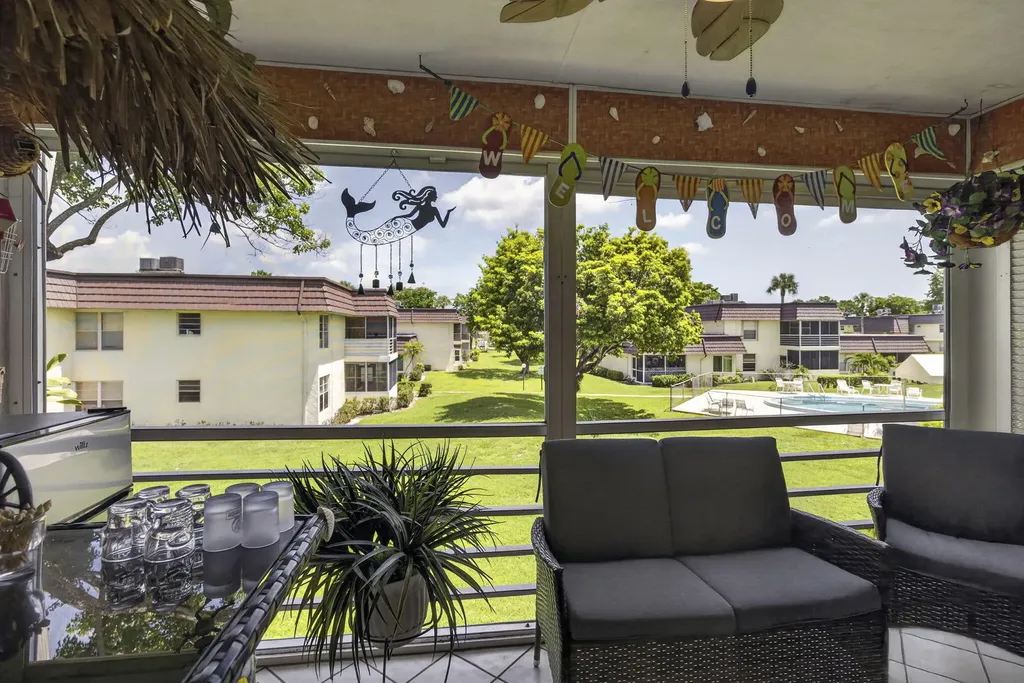 12027 Greenway Circle S Royal Palm Beach FL 33411
