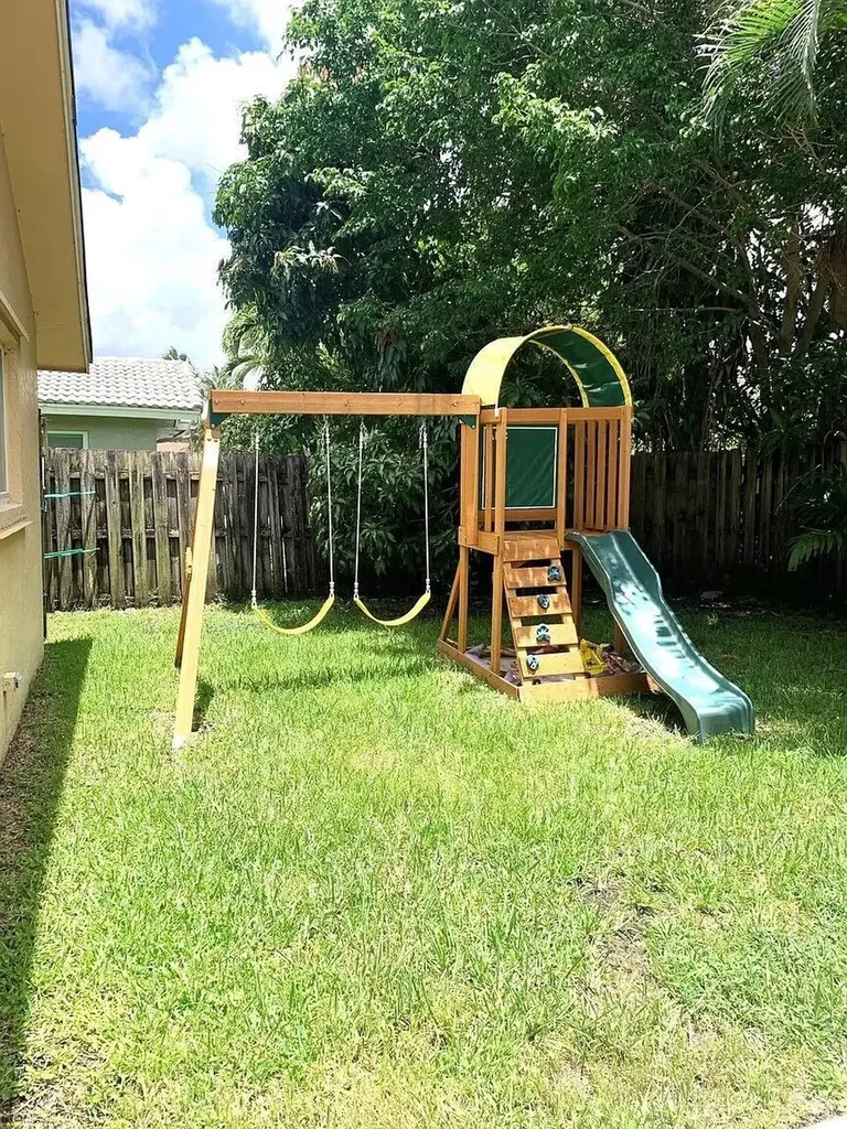 3306 NW 28th Terrace Boca Raton FL 33434