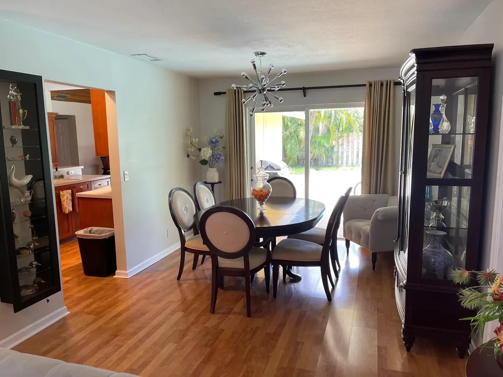 3306 NW 28th Terrace Boca Raton FL 33434