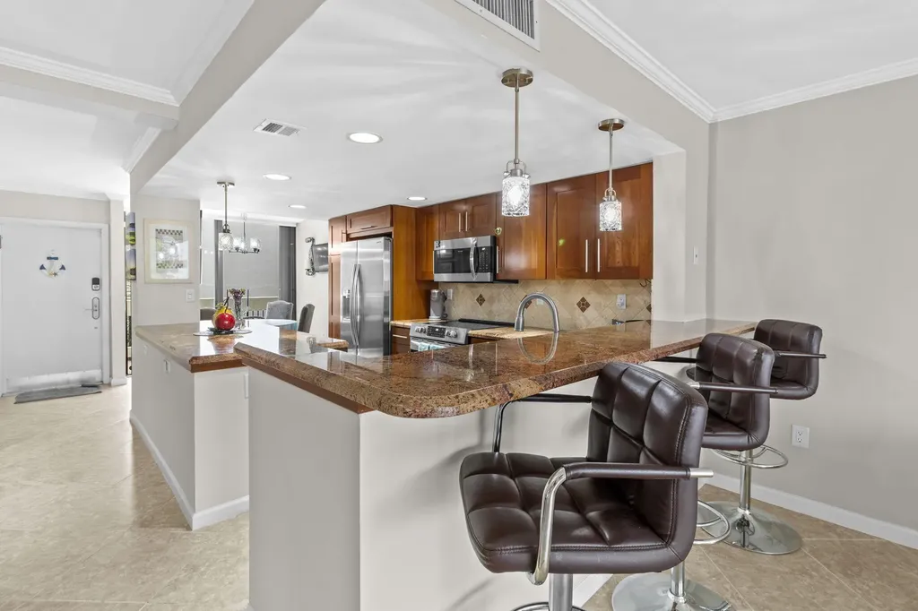 1100 SE 5th Court Pompano Beach FL 33060