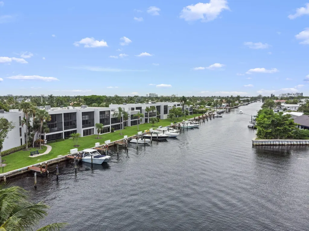 1100 SE 5th Court Pompano Beach FL 33060