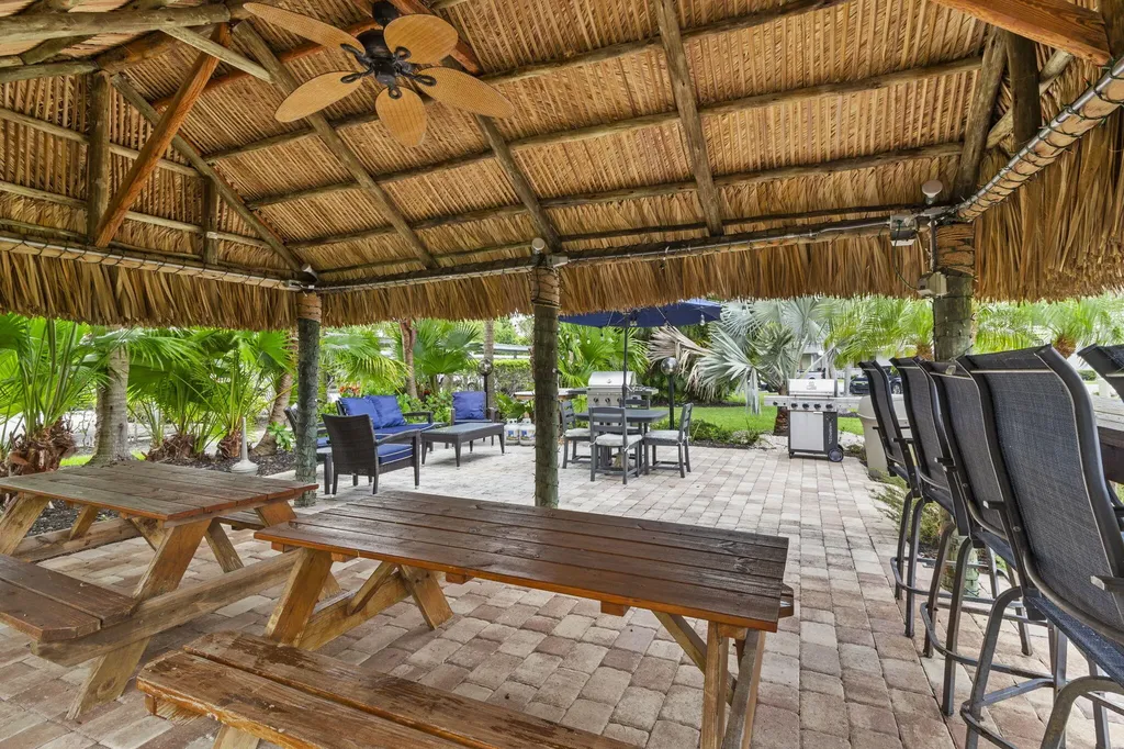 1100 SE 5th Court Pompano Beach FL 33060