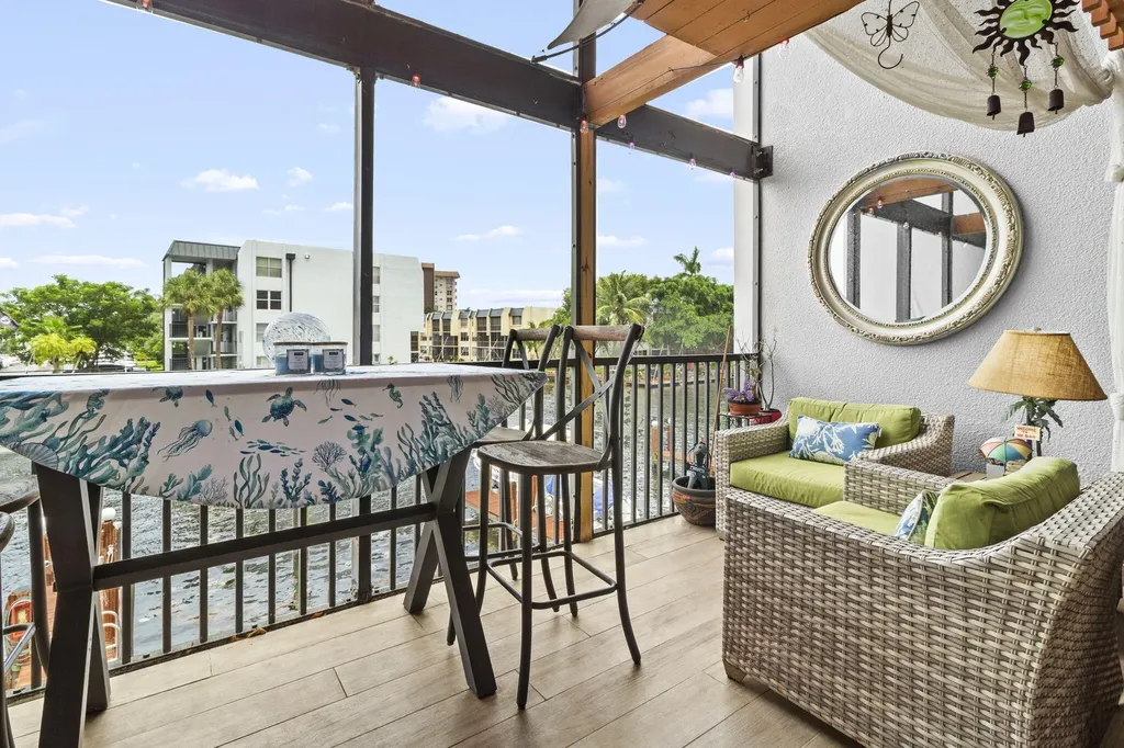 1100 SE 5th Court Pompano Beach FL 33060