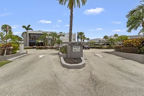 1100 SE 5th Court Pompano Beach FL 33060