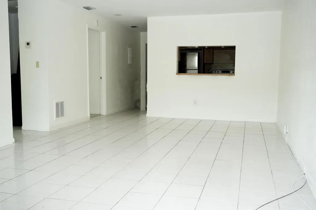 1561 NE 109th Street Miami FL 33161