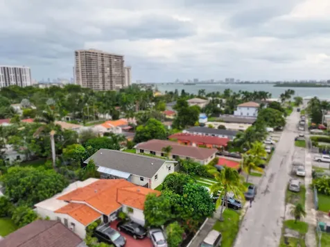 1561 NE 109th Street Miami FL 33161