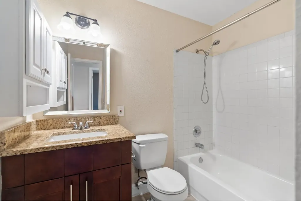 4784 Alfresco Street Boca Raton FL 33428