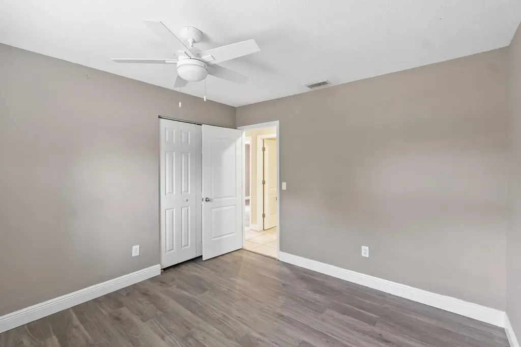 4784 Alfresco Street Boca Raton FL 33428
