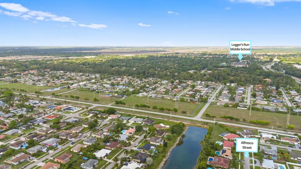 4784 Alfresco Street Boca Raton FL 33428