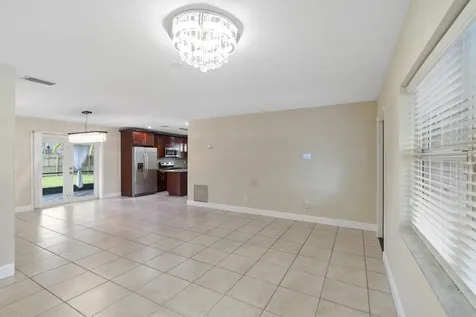 4784 Alfresco Street Boca Raton FL 33428