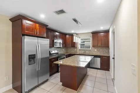 4784 Alfresco Street Boca Raton FL 33428