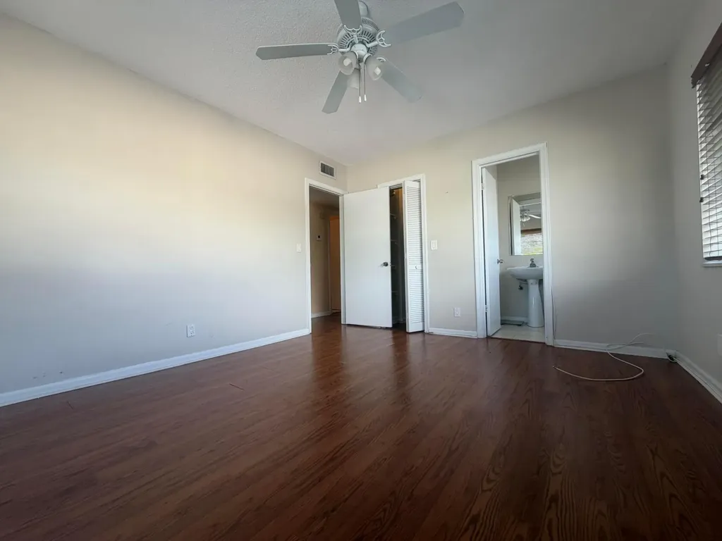 5800 NE 22nd Way Fort Lauderdale FL 33308