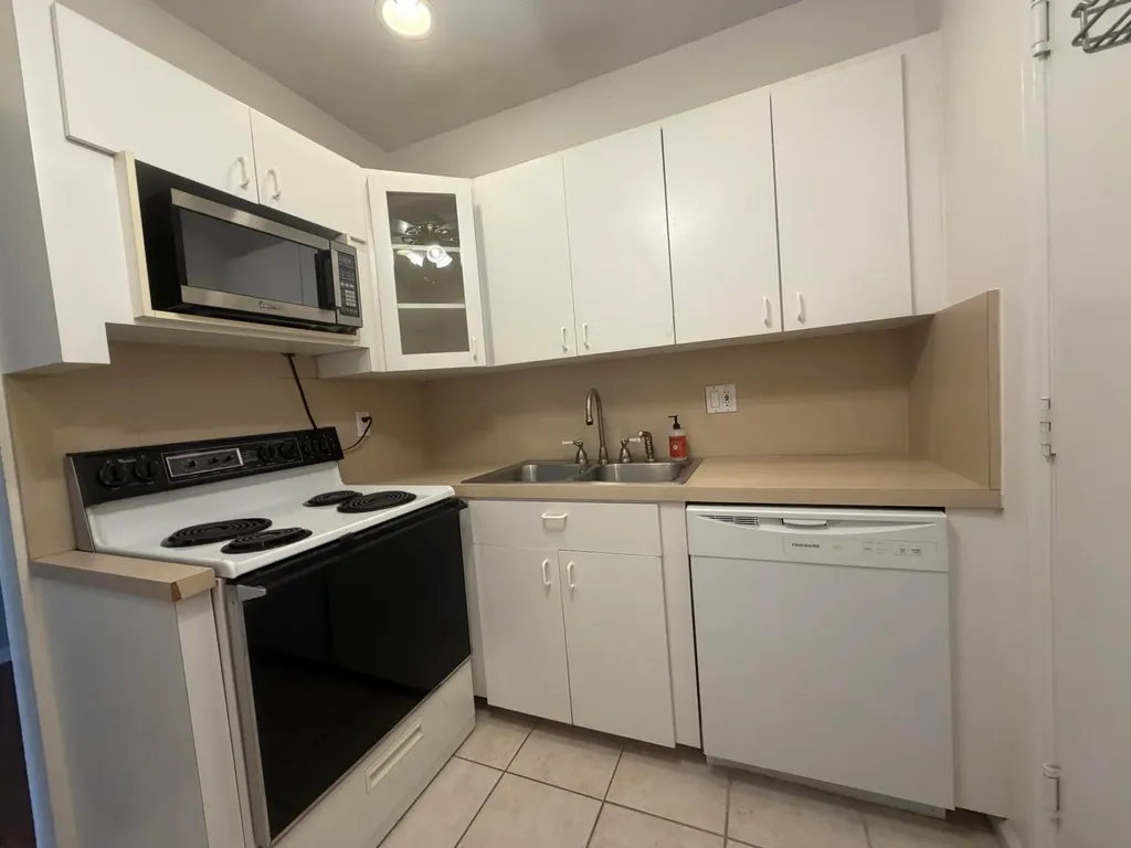 5800 NE 22nd Way Fort Lauderdale FL 33308