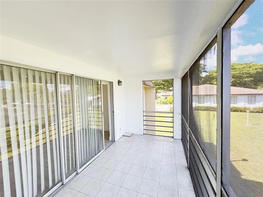 2710 Riverside Drive Coral Springs FL 33065