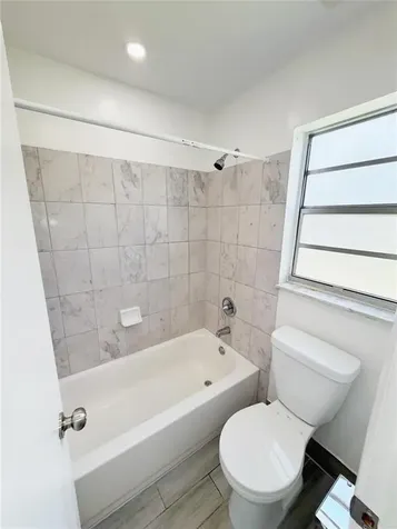 2710 Riverside Drive Coral Springs FL 33065