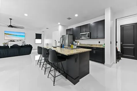 7461 Moonrise Drive Lake Worth FL 33467