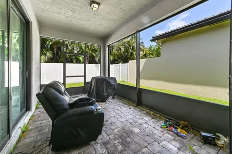 7461 Moonrise Drive Lake Worth FL 33467