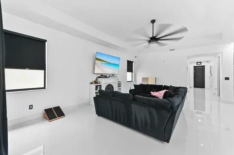 7461 Moonrise Drive Lake Worth FL 33467