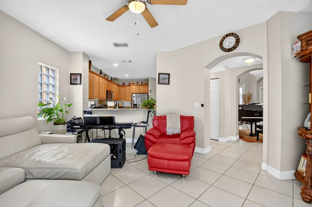 809 Triana Street West Palm Beach FL 33413