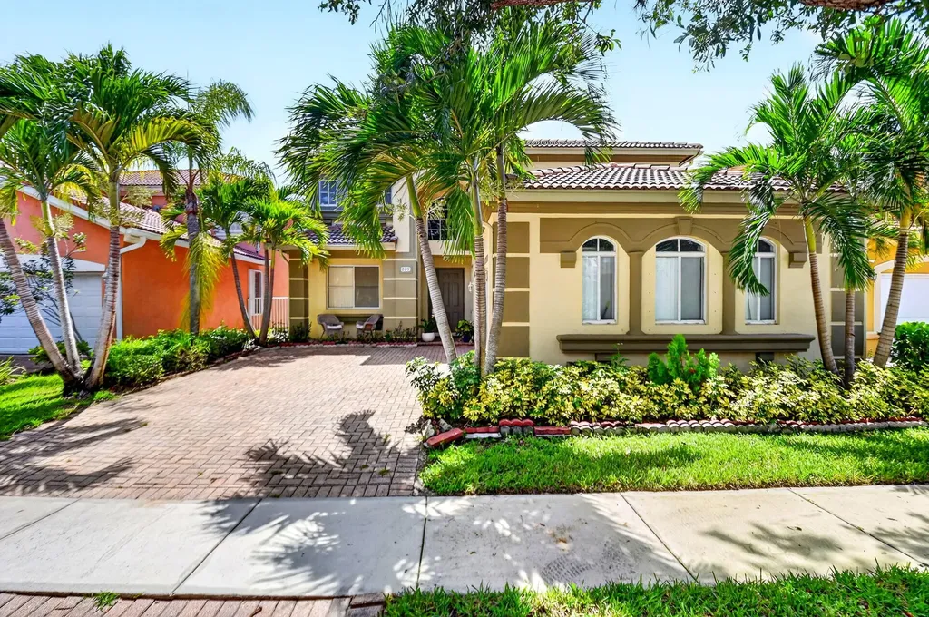809 Triana Street West Palm Beach FL 33413