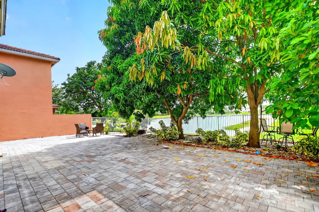 809 Triana Street West Palm Beach FL 33413