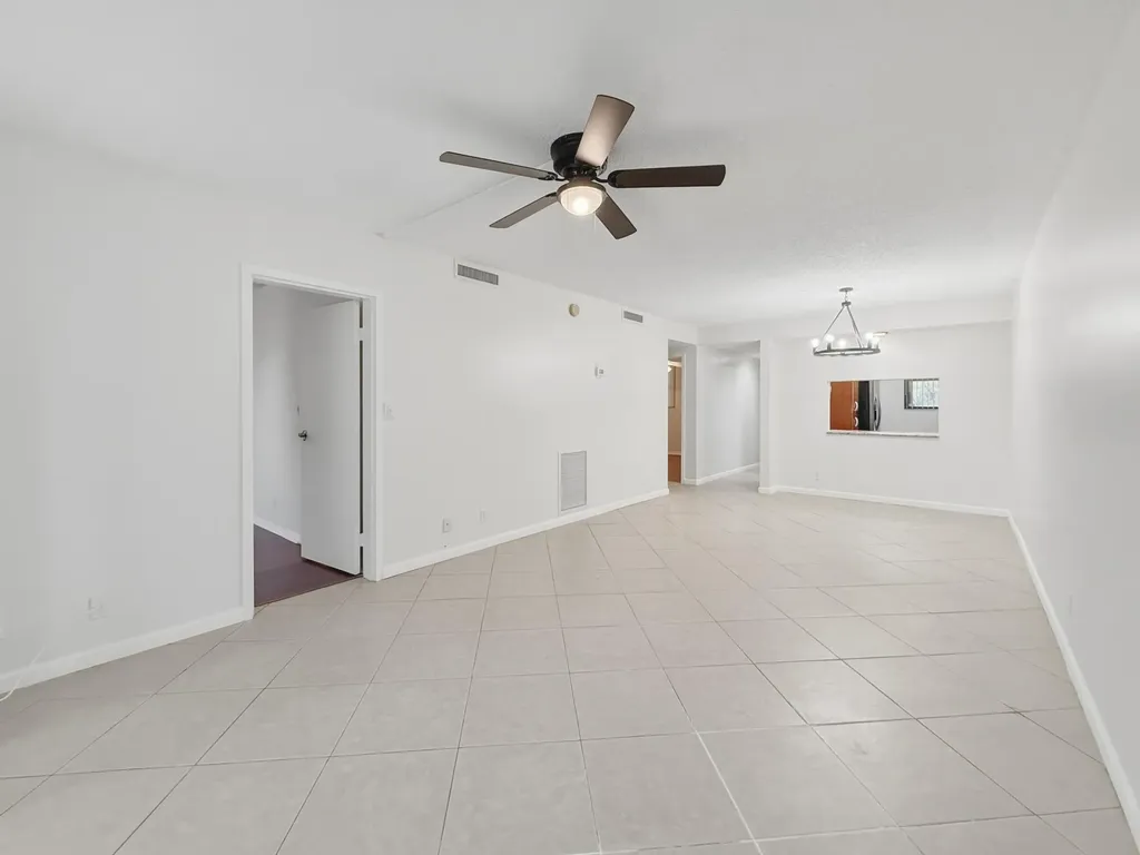 8437 Forest Hills Drive Coral Springs FL 33065