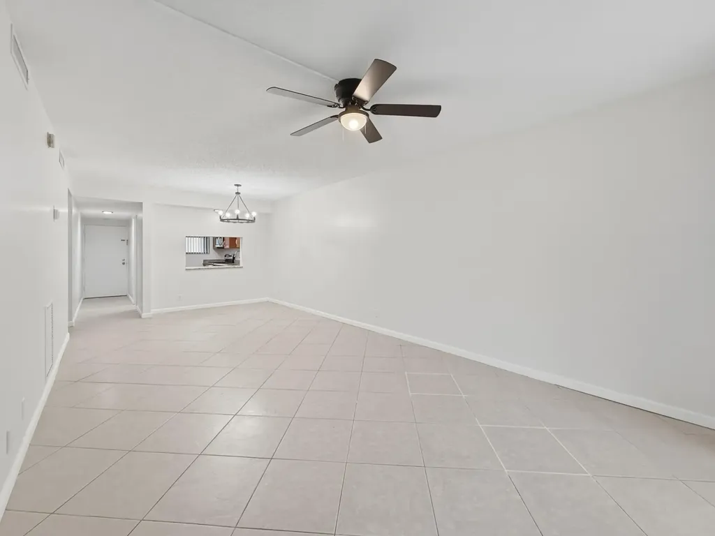 8437 Forest Hills Drive Coral Springs FL 33065