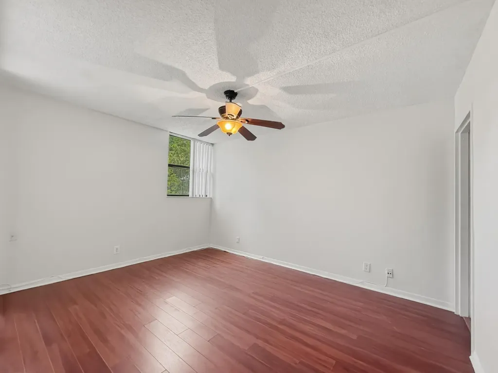 8437 Forest Hills Drive Coral Springs FL 33065