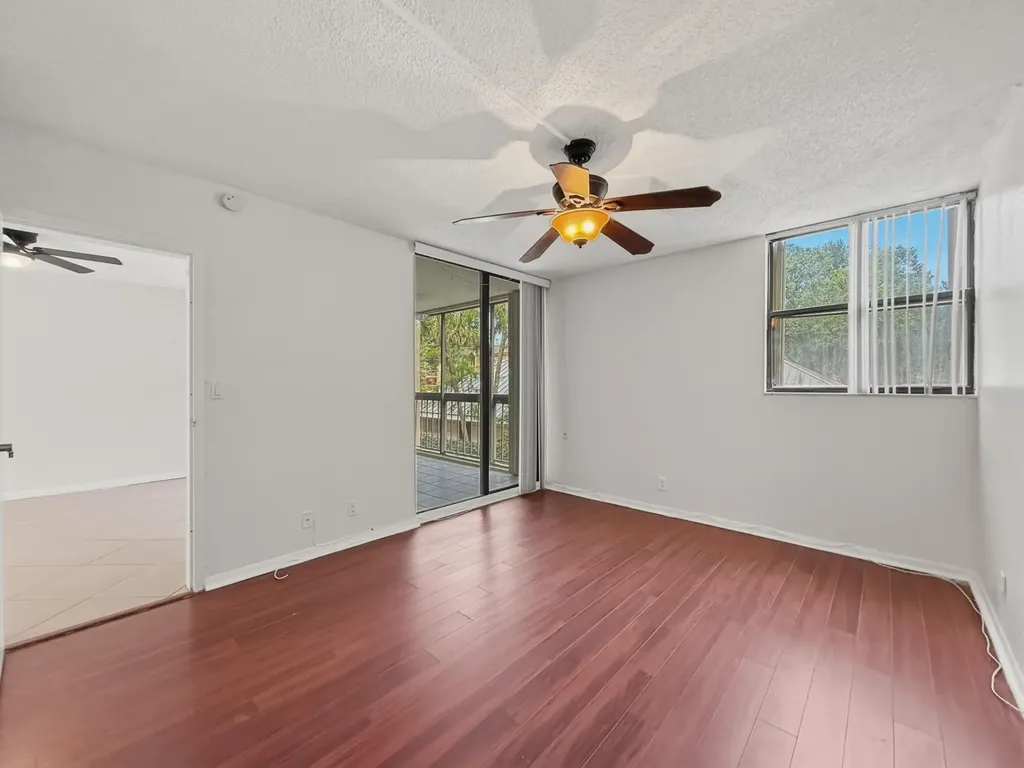 8437 Forest Hills Drive Coral Springs FL 33065