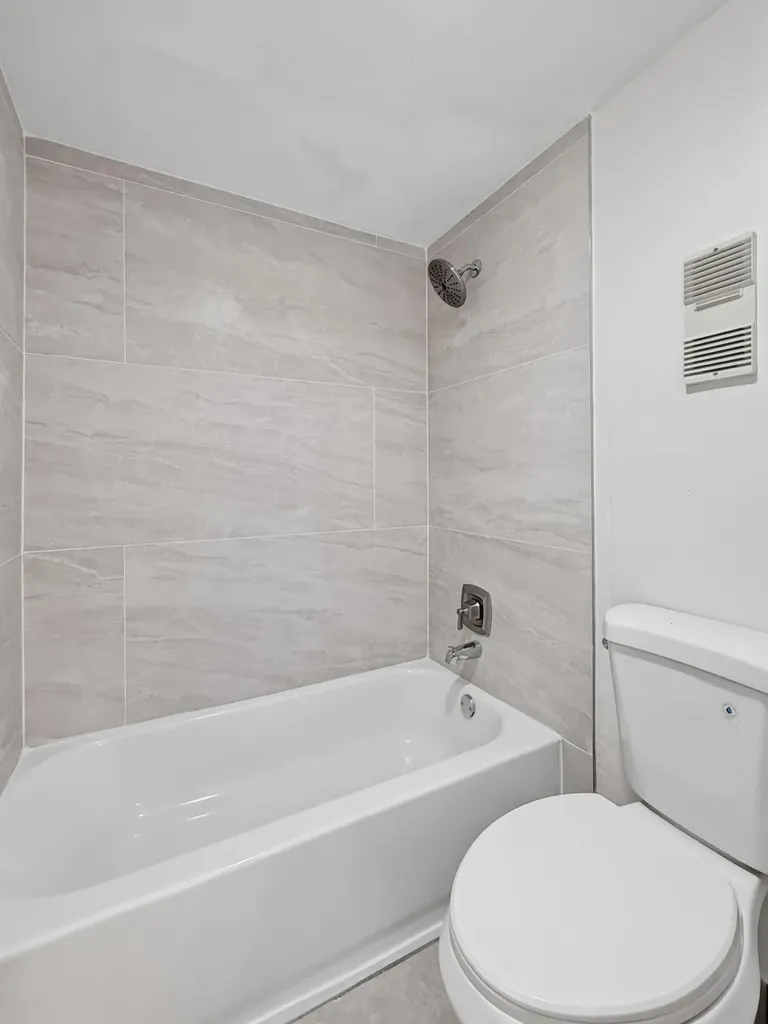 8437 Forest Hills Drive Coral Springs FL 33065