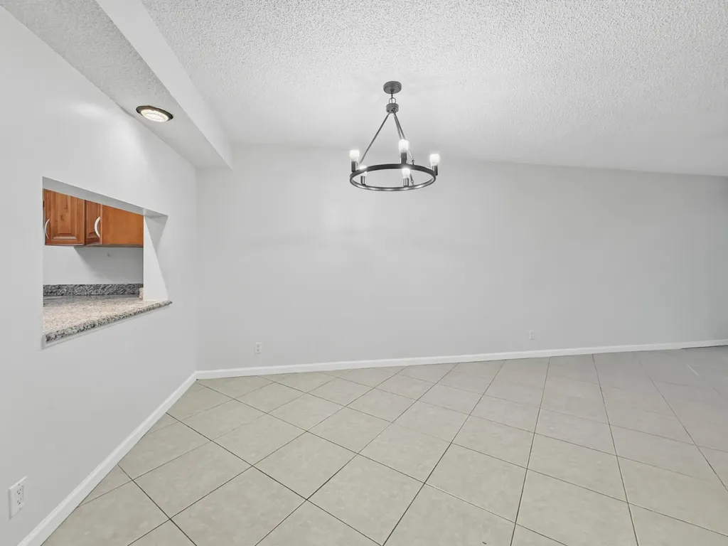 8437 Forest Hills Drive Coral Springs FL 33065