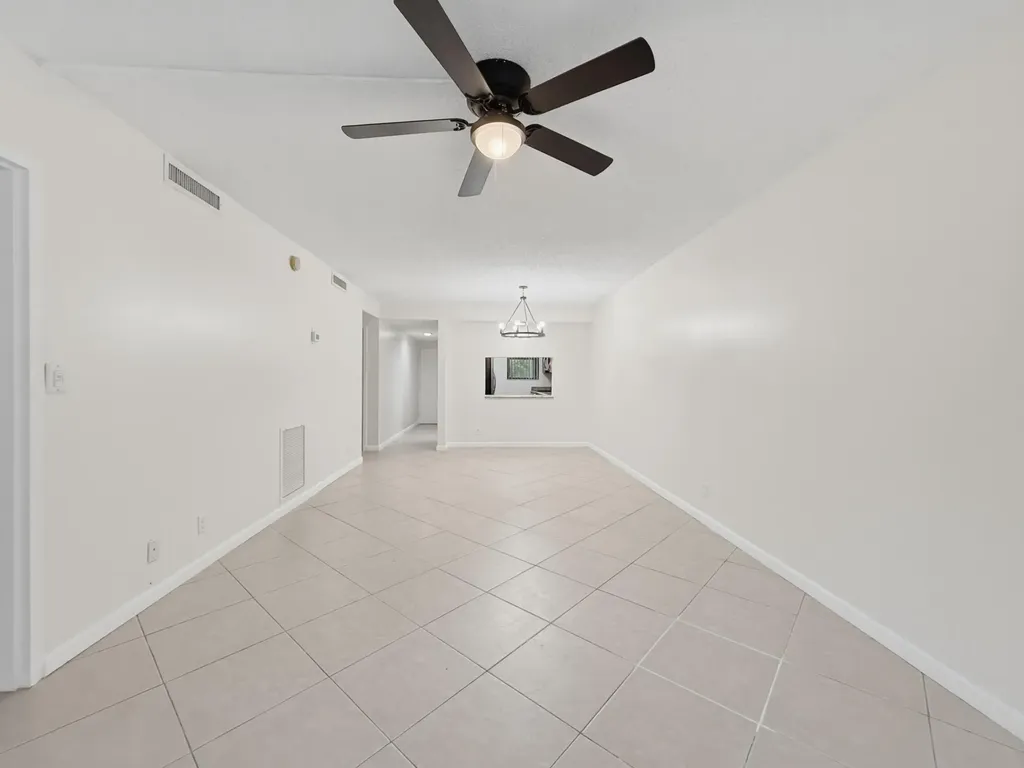 8437 Forest Hills Drive Coral Springs FL 33065